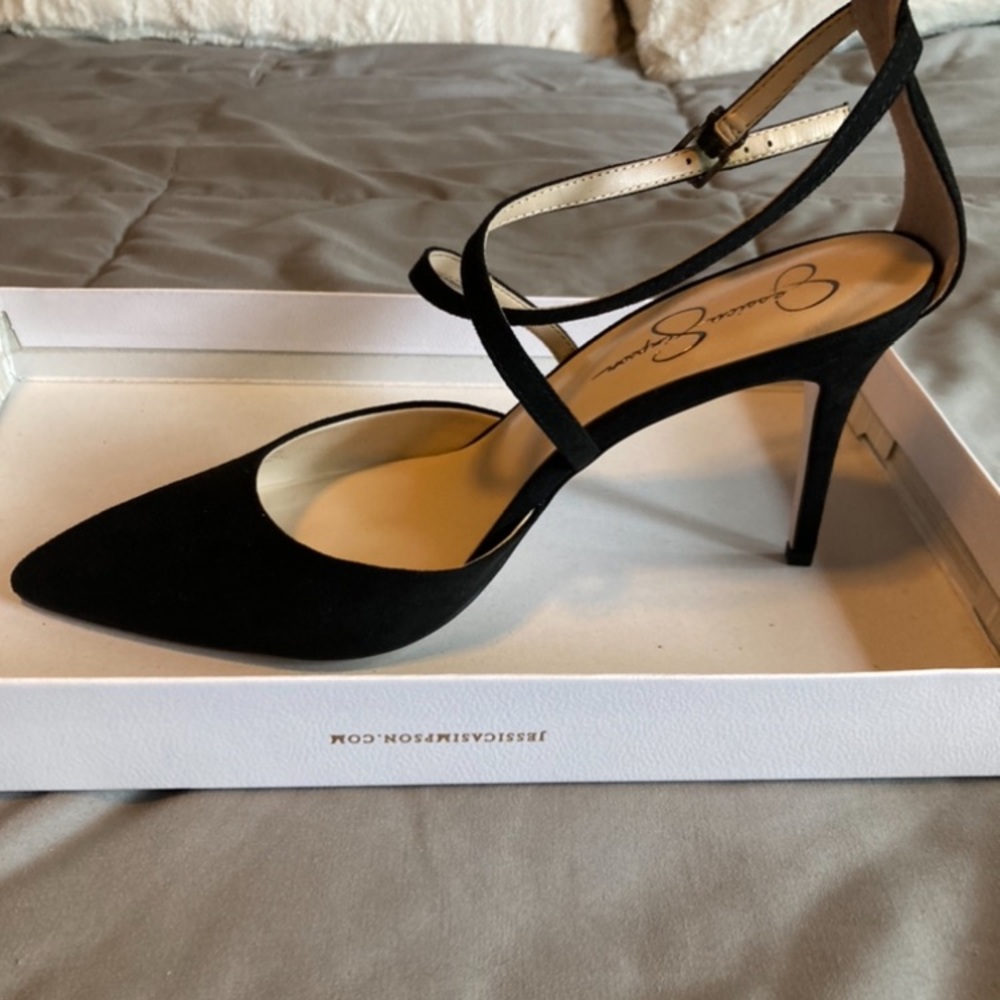NWB Jessica Simpson Black Suede Heels